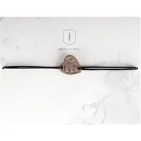 BeWooden BeWooden Holzarmband Lindenleaf – handgefertigter, nachhaltiger Schmuck mit Blattmotiv – Produktbild 1 von 1