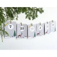 renna deluxe renna deluxe RUBBEL Adventskalender, zum Rubbeln, Weihnachten Reh Tannenbaum, Bastelset 97 Teile | Gutschein-Kalender im Nordic Stil – Produktbild 1 von 1