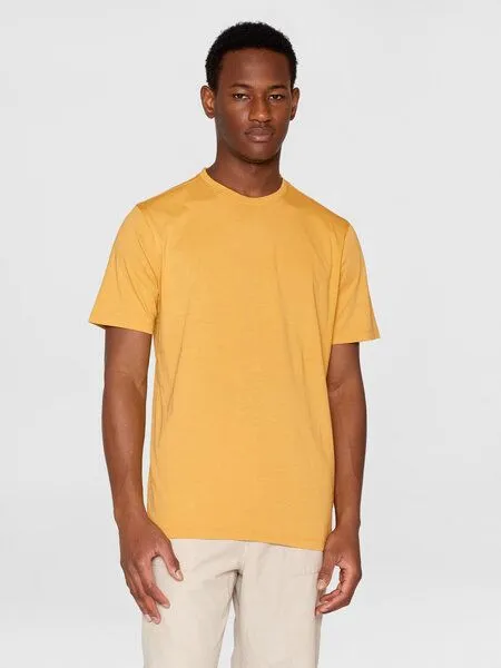 KnowledgeCotton Apparel KnowledgeCotton Apparel Basic T-Shirt O-Neck aus Bio-Baumwolle, Gelb (amber-gold), – Produktbild 1 von 4