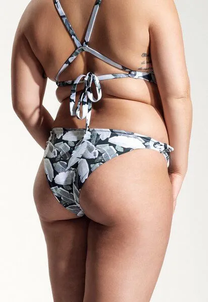Oy Oy Surf Bikini Hose „Mako“, Grünes blattmuster, – Produktbild 1 von 4