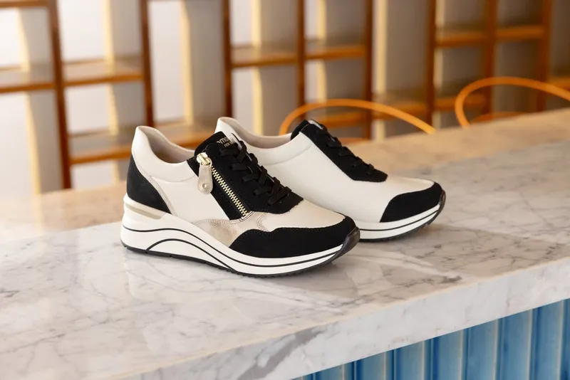 Remonte Remonte Keilsneaker, Freizeitschuh, Halbschuh, Schnürschuh, vegane Verarbeitung, Schwarz|weiß, – Produktbild 3 von 5