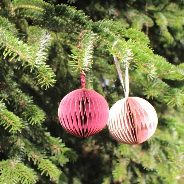 Mitienda Shop Mitienda Shop Fensterdeko/ Christbaumschmuck aus Papier Kugel Honeycomb, Rot, – Produktbild 4 von 4