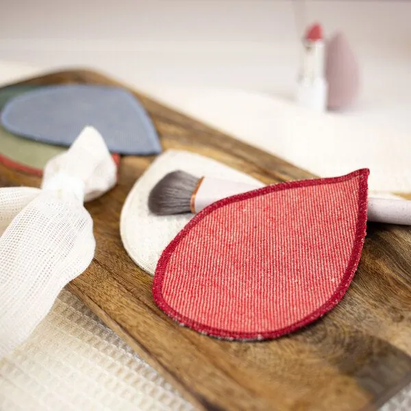 nahtur-design nahtur-design Leinen-Abschminkpads "zero waste" 5er Set inkl. Bioleinen-Wäschenetz – Produktbild 3 von 4