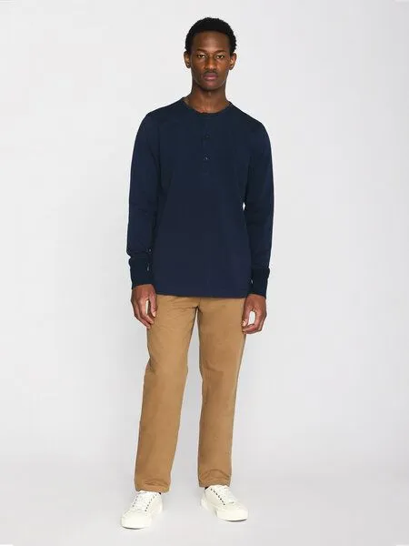 KnowledgeCotton Apparel KnowledgeCotton Apparel Sweatshirt - BO long sleeve henley - aus Bio-Baumwolle, Blau (total eclipse), – Produktbild 6 von 6