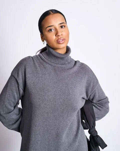 JAN N JUNE JAN N JUNE Strick Kleid INARI GOTS, Dark grey (grau), – Produktbild 2 von 4