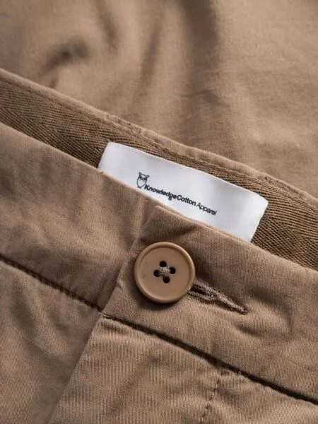 KnowledgeCotton Apparel KnowledgeCotton Apparel Shorts - CHUCK regular chino poplin shorts, Beige (tuffet), – Produktbild 4 von 4