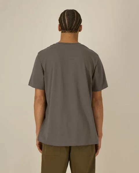 UNIPOLAR UNIPOLAR Oversized T-Shirt Modell: Free, Mocha (braun), – Produktbild 4 von 5