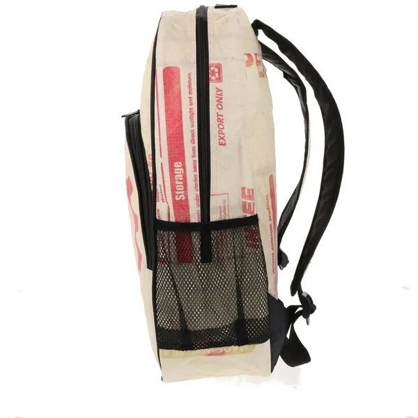 MoreThanHip MoreThanHip Laptop-Rucksack 15,6 Zoll aus recycelten Zement- oder Fischfuttersäcken - Trong, Creme/rot - pegasus, – Produktbild 3 von 4