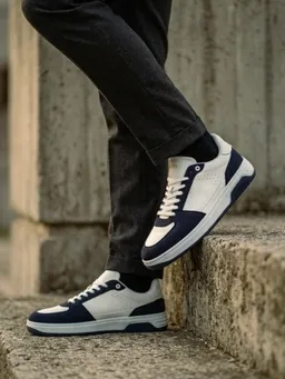 Will's Vegan Store Will's Vegan Store Herren vegan Sneaker Bergen Weiß & Dunkelblau – Produktbild 1 von 1