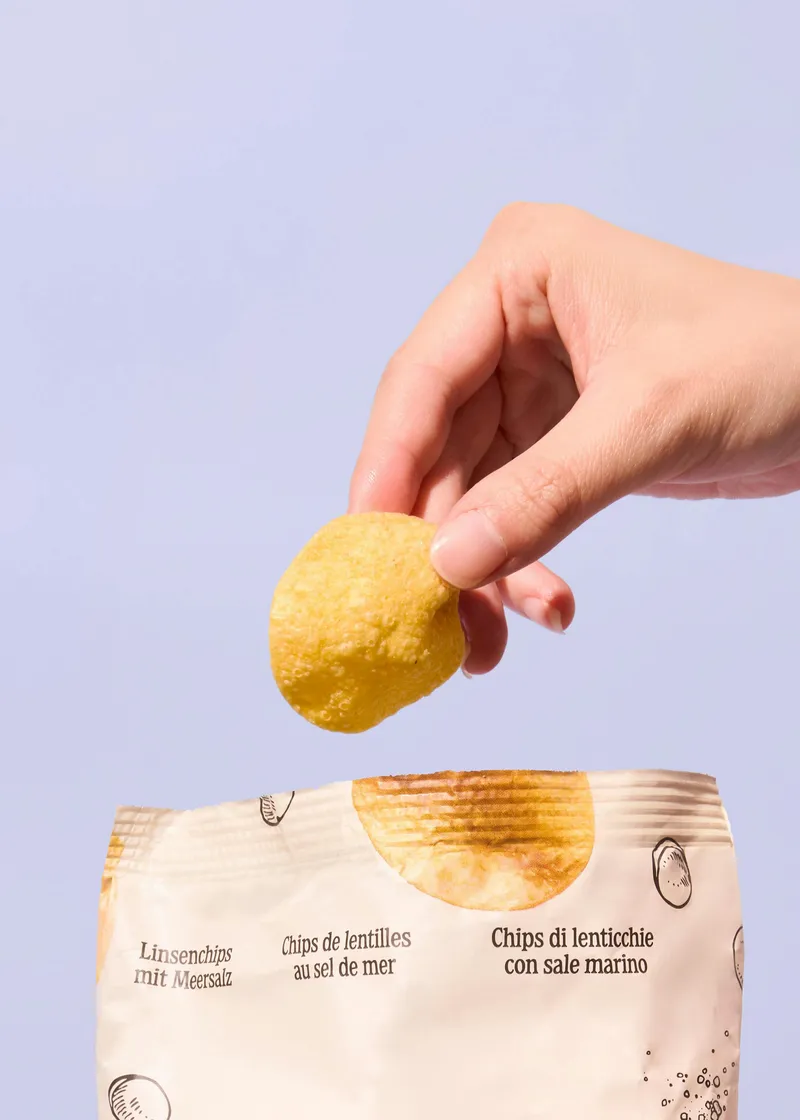 KoRo Bio Linsenchips mit Meersalz 16 x 100 g – Produktbild 4 von 5