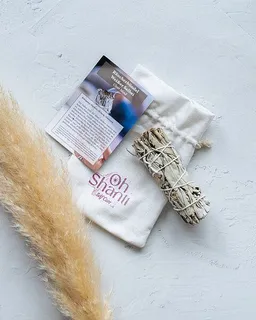 Oh Shanti Oh Shanti CLEAR MIND Räucherbündel Weißer Salbei in Baumwollbeutel inkl. Affirmationskarte – Produktbild 1 von 1