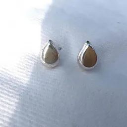 pakilia pakilia Ohrstecker "Gota plana" – Produktbild 1 von 1