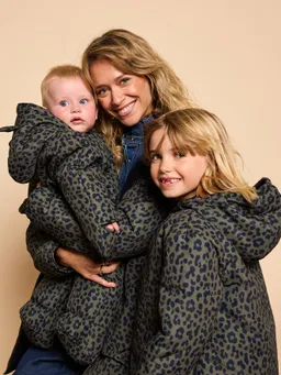 Envie De Fraise Mädchen Wendejacke Rain is joy ENVIE DE FRAISE Mama-Tochter-Capsule  leo – Produktbild 1 von 1