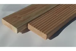 woodstore24 Douglasie Terrassendiele einseitig glatt gehobelt, einseitig glatt / gebürstet, 40 x 145 mm, 5 m lang – Produktbild 1 von 1