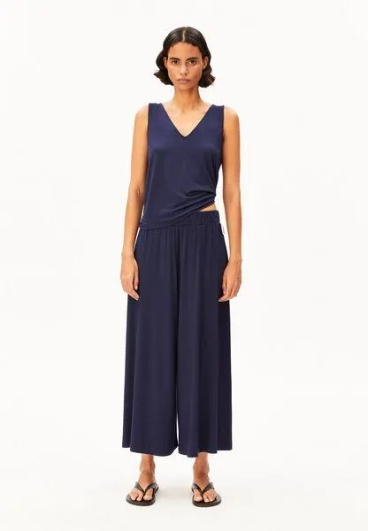 ARMEDANGELS ARMEDANGELS V-NECK Damen LENZING ECOVERO Viskose Mix, Tinted navy, – Produktbild 5 von 5