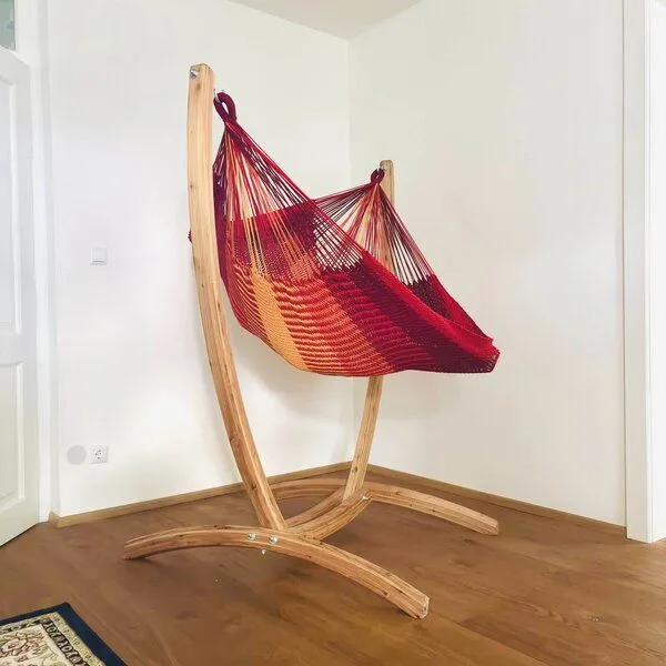 MacaMex MacaMex Hängesessel SET – Uve Holzständer mit Vela Netzhängesessel, Sunset-rot, – Produktbild 2 von 4