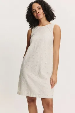 Tranquillo Tranquillo Sommerkleid Lenii in Lace-Optik Baumwolle unifarben runder Rückenausschnitt (Einzelteil) GOTS-zertifiziertes Spitzenkleid mit Baumwollfutter und Seitentaschen – Produktbild 1 von 1