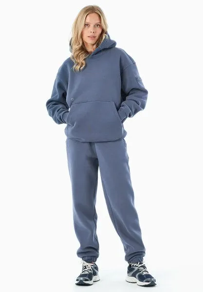 ORGANICATION ORGANICATION PARKERR | Essentials Travel Unisex Jogginghose aus Bio-Baumwolle & Recyceltem Polyester, Soft indigo, – Produktbild 2 von 4