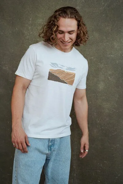 Kultgut Kultgut NEW Upcycling Generation- Artdesign - Bioshirt /Smokey Mountain, Hellbeige, – Produktbild 4 von 4