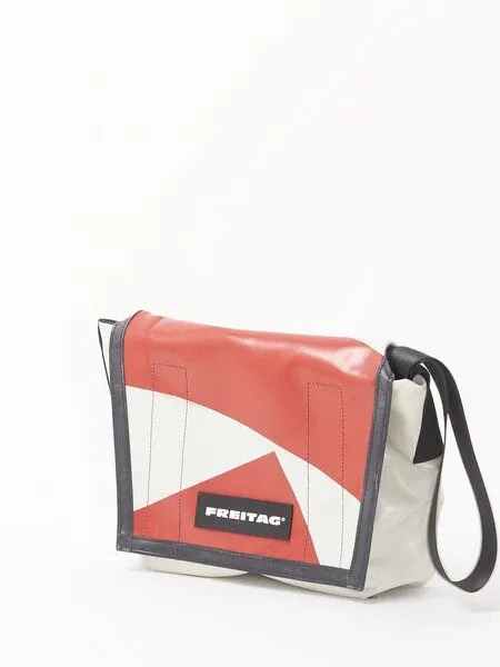 Freitag Freitag F11 LASSIE - white red (000004183733) – Produktbild 2 von 3