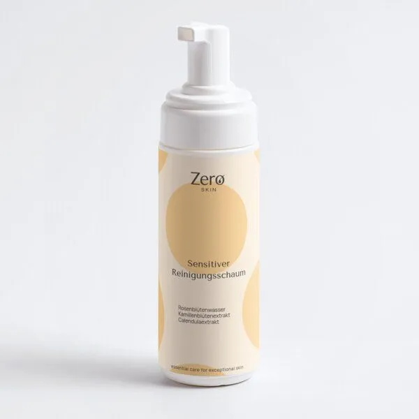 Zero Skin Zero Skin Sensitiver Reinigungsschaum - 150 ml - sanfte Make-up- & Gesichtsreinigung mit Bio-Rosenblütenwasser, Kamille & Calendula, beruhigende Pflege für ein frisches Hautgefühl – vegan & COSMOS Natural zertifiziert – Produktbild 1 von 3