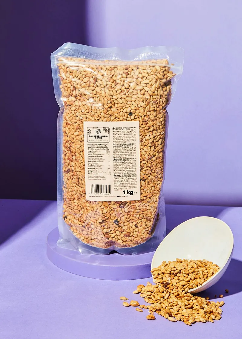 KoRo Geröstete Sonnenblumenkerne mit Honig und Salz | 1 kg – Produktbild 2 von 5