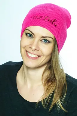 YogiLiebe Yogi Beanie mit "YogiLiebe" Stick – Produktbild 1 von 1