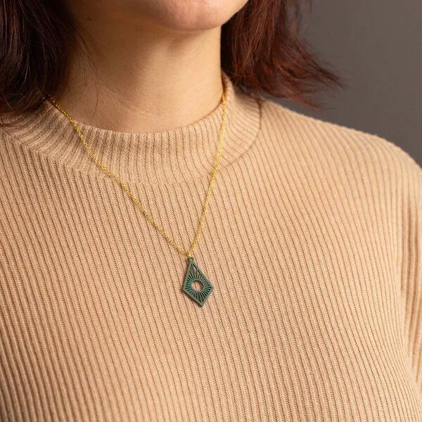 feinformart feinformart Kette mit Holzanhänger 'Sunrise', Moosgrün (grün), – Produktbild 2 von 4