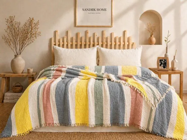 Sandiik Sandiik Musselin-Tagesdecke „Pastell Stripe – 200 x 230 cm aus Bio-Baumwolle, Pastellflieder, – Produktbild 4 von 4