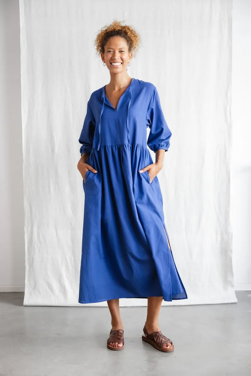 Jyoti - Fair Works Jyoti - Fair Works Damen vegan Kleid Paudali Kobaltblau, Dunkelblau, – Produktbild 1 von 2