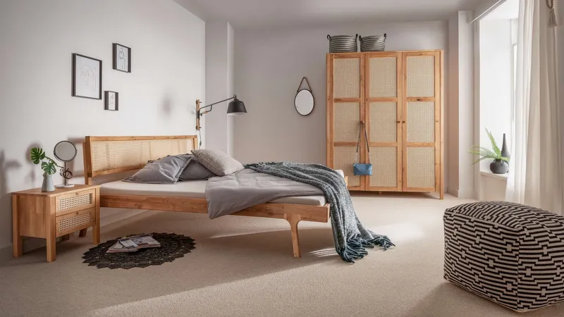 OTTO home Nachtkonsole Hällevik Nachtkonsole, Nachtkommode in hochwertiger Verarbeitung (1 St), Massivholz, Skandinavisches Design, Robust, stabil, FSC zertifiziert, Beige, – Produktbild 2 von 5