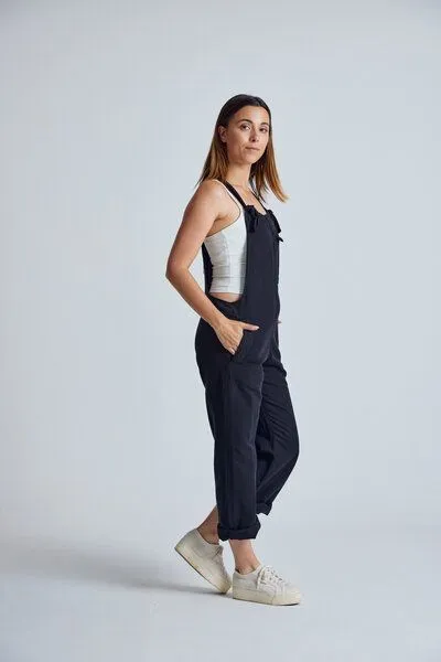 Flax and Loom Flax and Loom Leinen Latzhose Mary Lou, Black, – Produktbild 3 von 8