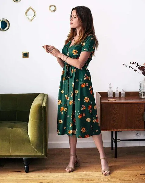 Aatise Aatise Wickelkleid Zovy Schmetterlingsärmel Druck 100% EcoVero, Grün1, – Produktbild 3 von 4