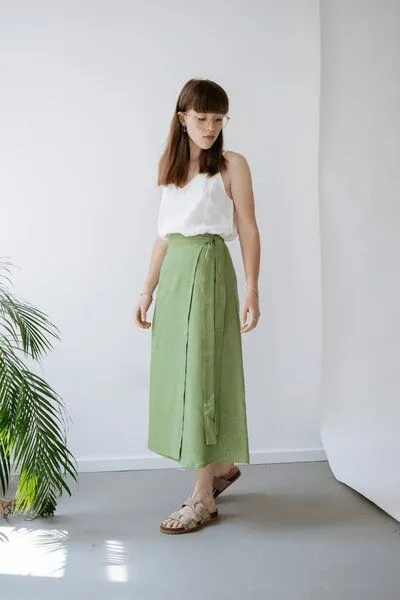 gust. gust. Leinen-Wickelrock - Linen Wrap Skirt - 100% Bio-Leinen, Fern (grün), – Produktbild 1 von 3