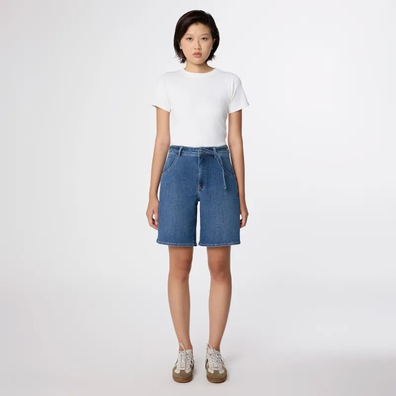 DAWN BLINKY Soft Denim - Shorts - Medium Blue - Medium Blue / 30 / 9 – Produktbild 1 von 1