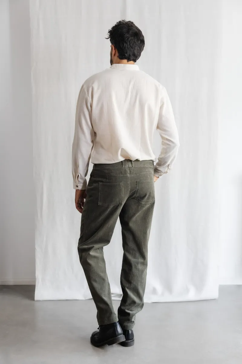 Jyoti - Fair Works Jyoti - Fair Works Herren vegan Hose Prakrit Pistazie Grün, Olivgrün, – Produktbild 2 von 2