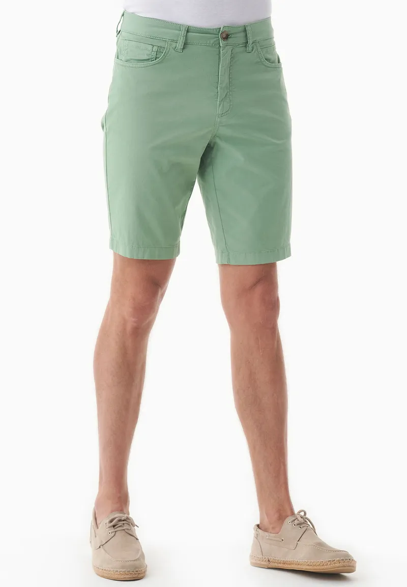 ORGANICATION ORGANICATION Herren vegan Shorts Regular-Fit Matcha Grün, Hellgrün, – Produktbild 1 von 1