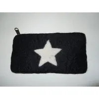 short'n'pietz short'n'pietz handgefilzte Federtasche oder Federmäppchen mit Reißverschluß, Schwarz, – Produktbild 1 von 1