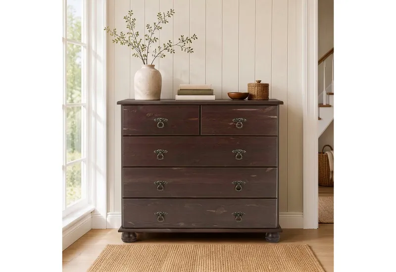 OTTO home Kommode Finca, aus massivem Kiefernholz, mit Schubladen für Stauraummöglichkeiten, Beige|braun, – Produktbild 2 von 5