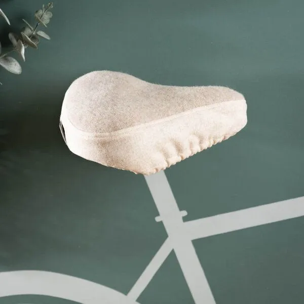 nahtur-design nahtur-design Sattelbezug aus Loden | Sitzheizung für Dein Fahrrad, Beige, – Produktbild 3 von 4