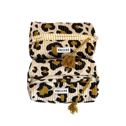 KIKOONI KIKOONI handgefertigte kleine Kosmetiktasche "Small K" – Produktbild 1 von 1