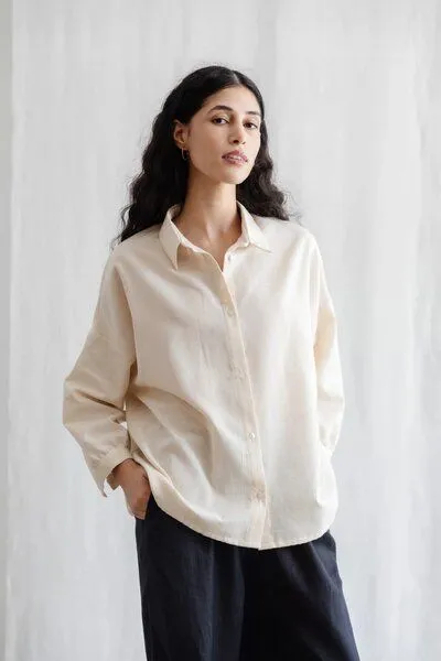 Jyoti - Fair Works Jyoti - Fair Works Flachs/Baumwoll Bluse Mayank Creme – Produktbild 1 von 3