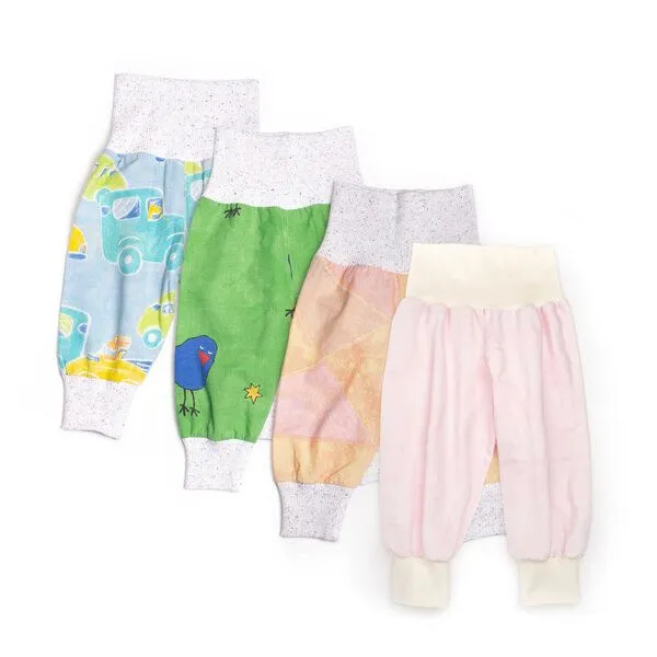 soki SURPRISE soki Baby Pumphose aus Omi´s alter Bettwäsche – Produktbild 1 von 3