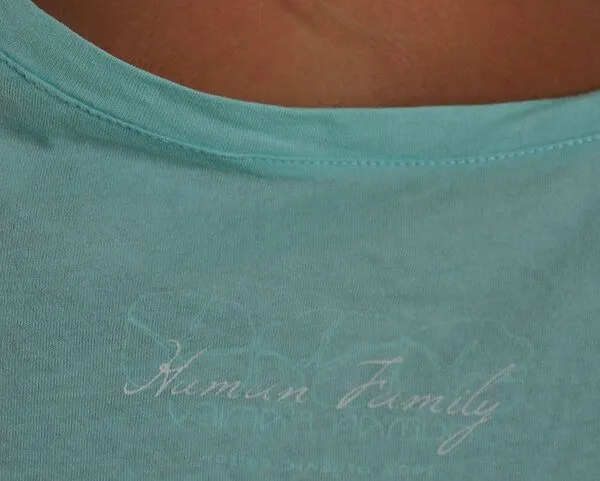 Human Family Human Family Kurzes, weit geschnittenes Damen T-Shirt - "Laid Back" – Produktbild 1 von 4