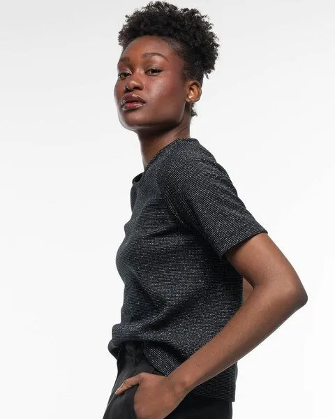 Alma & Lovis Alma & Lovis Edles Glitzer-Shirt in Waffelpiqué aus Organic Cotton | Pearl Shirt, Raven (schwarz), – Produktbild 3 von 4