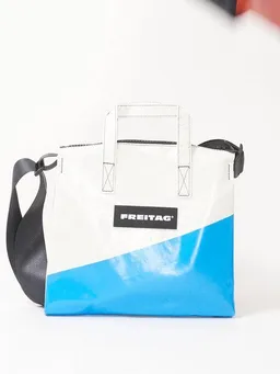 Freitag Freitag F274 RUBY - white blue (000004509180) – Produktbild 1 von 1