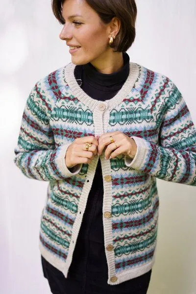 Haus of Namaste Haus of Namaste Fair-Isle-Cardigan aus 100 % Lammwolle – Produktbild 1 von 4
