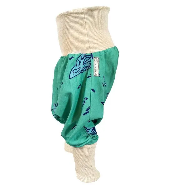 liebewicht liebewicht Yogahose weite Hose für Kinder "Fliegende Fische" türkis aus Biobaumwolle Gr.56-116, Green, – Produktbild 4 von 5
