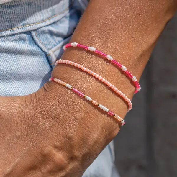 juni juni Armband-Set "Karibik" - drei Armbänder in pink und apricot – Produktbild 2 von 4
