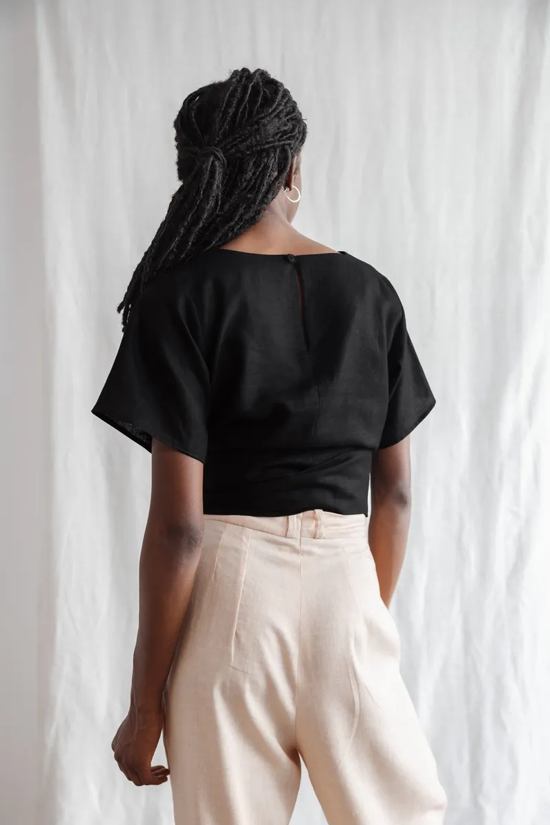 Jyoti - Fair Works Jyoti - Fair Works Damen vegan Wickelhemd Amaranth Schwarz, Schwarz, – Produktbild 2 von 2